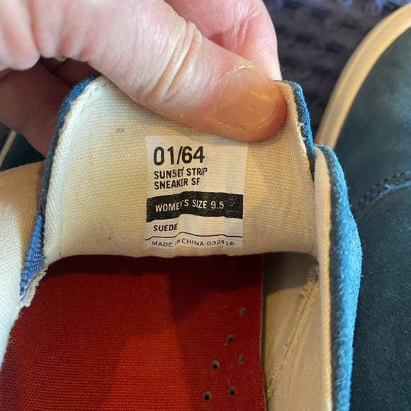 SeaVees woman’s slip on sneakers - Picture 8 of 8